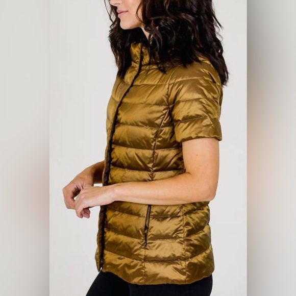New with tags! Super cute My ANORAK short sleeve puffer jacket in bronze! - Picture 1 of 9